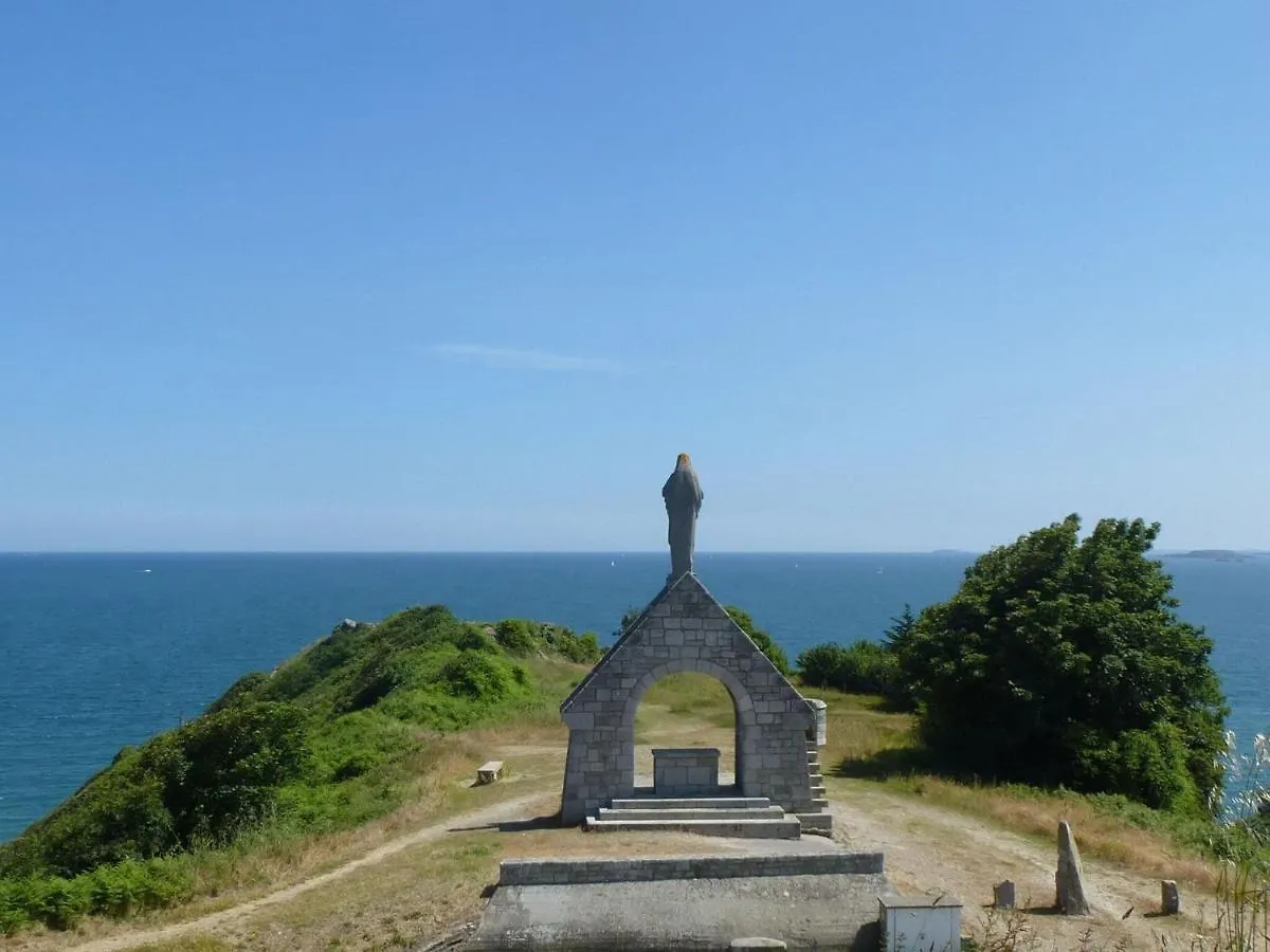 Semi-Detached House, St Cast-Le-Guildo Villa Notre-Dame-du-Guildo Holiday home